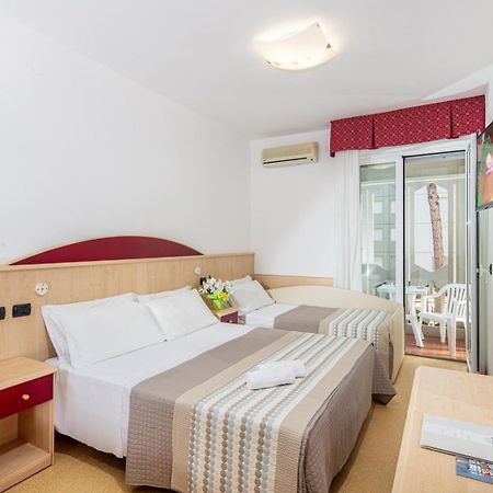 Hotel Regina لينانو سابيادورو المظهر الخارجي الصورة