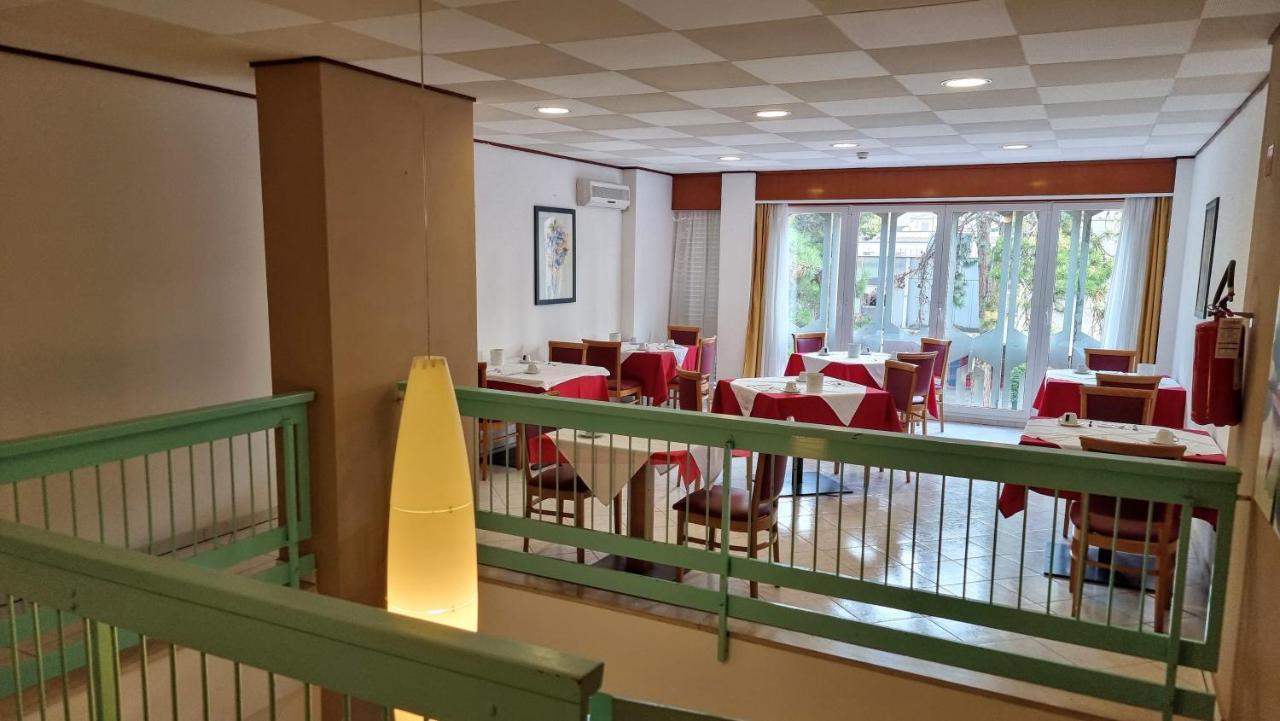 Hotel Regina لينانو سابيادورو المظهر الخارجي الصورة